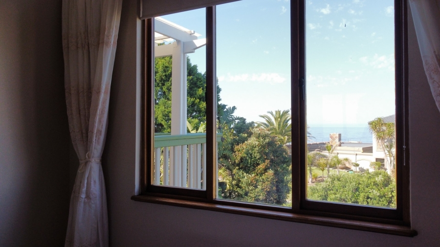 5 Bedroom Property for Sale in Hersham Western Cape